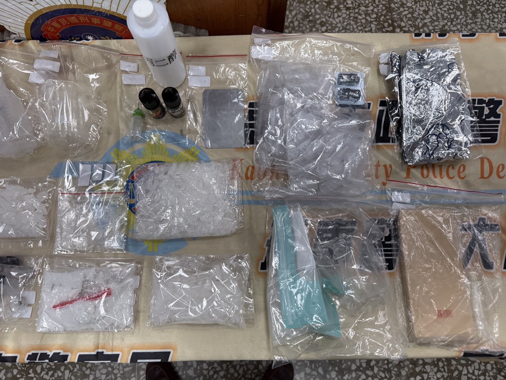 溯源緝毒　警破獲依托咪酯菸彈分裝場還查扣500公克安毒