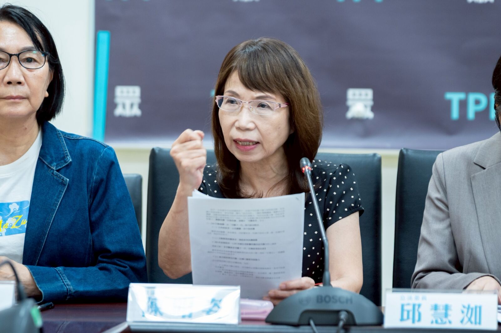 網友怒控「特權插隊看診」　陳昭姿向社會大眾深表歉意