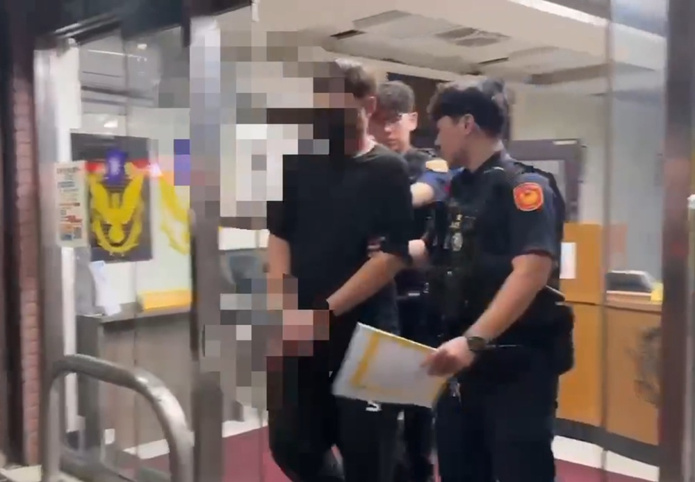 違規停車露餡　警識破面交詐局逮33歲男車手