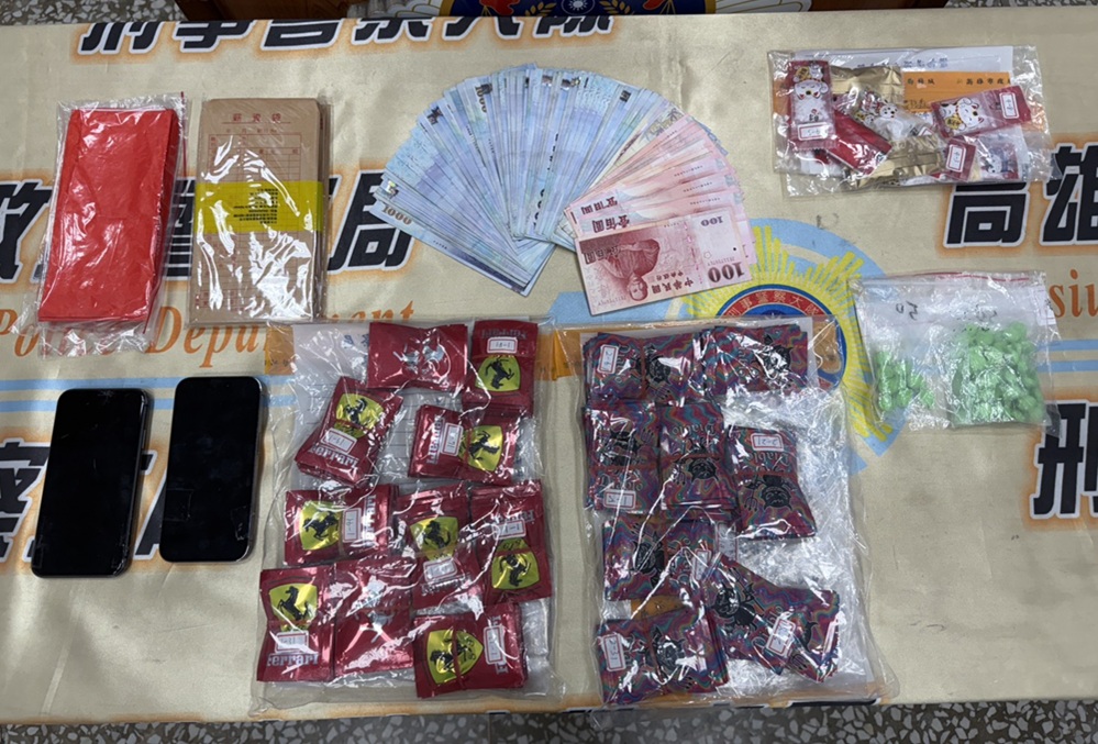 涉躲摩鐵連通訊軟體販毒　警出擊圍堵交易車輛斬斷毒品鏈