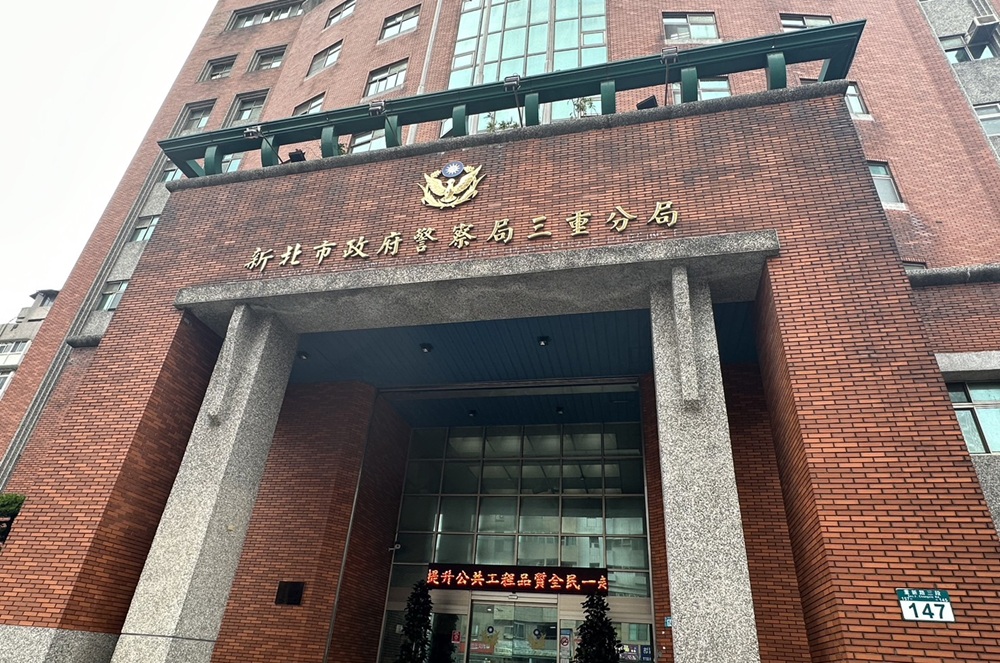 網傳女童掛紙板遊街　44歲男涉管教不當還違反保護令