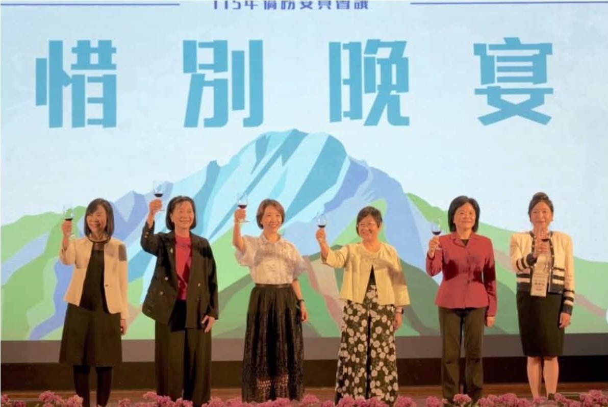 防颱天同個台北兩樣情　凌濤爆徐佳青偕資政、顧問用公帑慶生